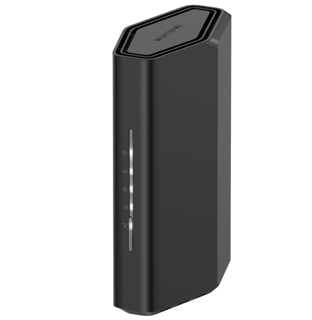 NETGEAR Router WiFi 7 de doble banda Nighthawk (RS90): solo enrutador, velocidad inalámbrica BE3600 (hasta 3,6 Gbps) - Cubre hasta 2,000 pies cuadrados, 50 dispositivos - Puerto de Internet de 2.5 gig